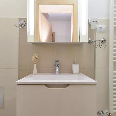 Apartment Snjezana 1064