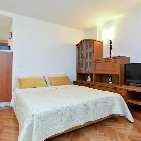 Snjezana 1064 Appartement Rovinj