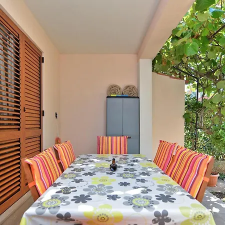 Apartment Snjezana 1064