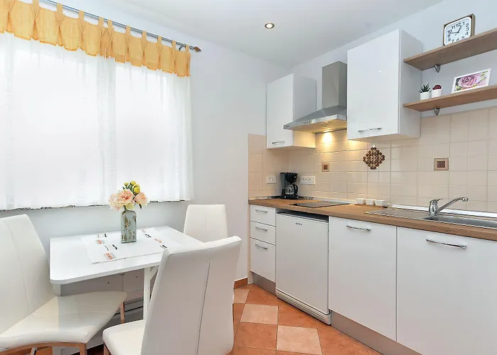 Snjezana 1064 Appartamento