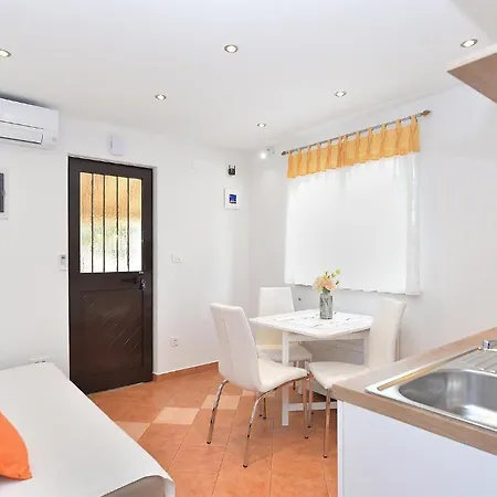 Snjezana 1064 Apartman *